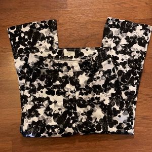 Avenue Montaigne made in NYC black white floral summer pants size 12